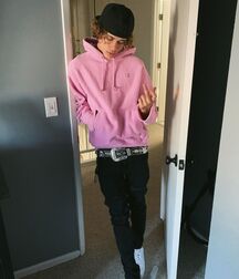 Bday Beast Ethan!!  61c3829329d67.jpg