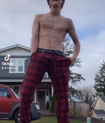 Thursday Boy 61c51475e646c.jpg
