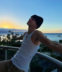 Thursday Boy 61c514867bbb1.jpg