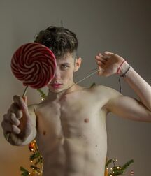 Christmas Eve Boyzzzzz!! 61c6594f5d0a7.jpg