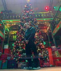 Christmas Boyzzzzz!! 61c7760642126.jpg