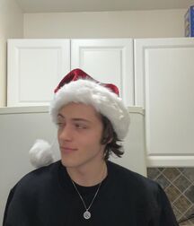 Christmas Boyzzzzz!! 61c77629033ca.jpg