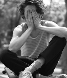 Timo Black And White 61c90c32aad9b.jpg