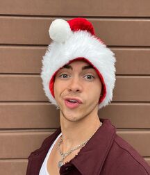 Sunday Boyzzzzz!! 61c91ef4b6905.jpg