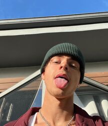 Sunday Boyzzzzz!! 61c91ef9d831a.jpg