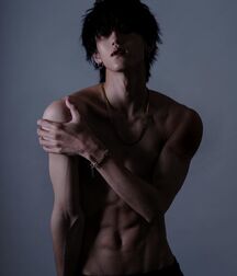 New Boy Takuma!!  61c9ec7e7a63d.jpg