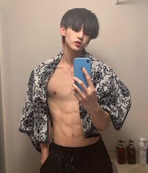 New Boy Takuma!!  61c9eccf1967f.jpg