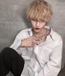 New Boy Takuma!!  61c9ecd6921de.jpg