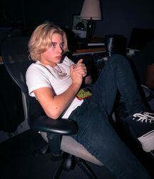 Bonus Boyzzzzz!! 61cbb46dafb45.jpg
