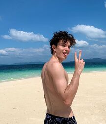 Wednesday Boyzzzzz!! 61cd0c4366e46.jpg