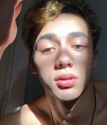 Hot Boy Audrey!!  61cf4764e0c16.jpg