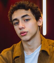 Hot Boy Audrey!!  61cf478b529dd.jpg