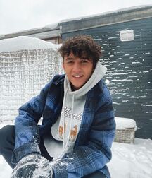 Happy 19th Max Mies  61d6ef3071e60.jpg