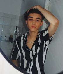 Happy 19th Max Mies  61d6ef3b2b52b.jpg