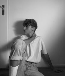 Happy 19th Max Mies  61d6ef631e5ac.jpg