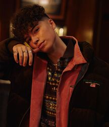 New Boy Kris!!  61d88ac21a336.jpg