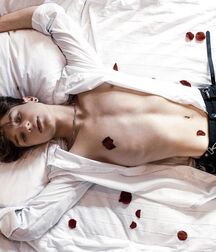 Random Hotness!!  61d8c583dd00e.jpg