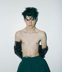Random Hotness!!  61d8c5b016de6.jpg