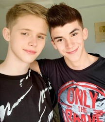 Bonus Boyzzzzz!! 61d90c3614a02.jpg