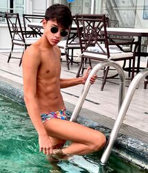 Sunday Boyzzzzz!!  61db430804185.jpg