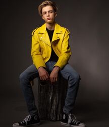 Bday Boy Avi!!  61dbccef96d30.jpg
