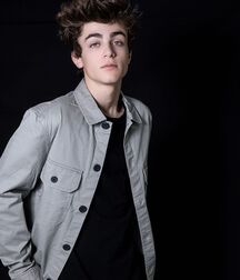 Bday Boy Avi!!  61dbcd1875419.jpg
