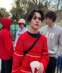 Monday Boyzzzzz!!  61dce360db10e.jpg