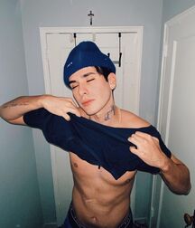 Thursday Boyzzzzz!! 61e0d35ec5065.jpg