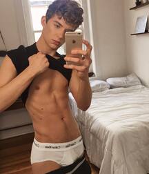 Hot Model Christopher!! 61e1008e609f9.jpg