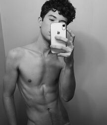 Hot Model Christopher!! 61e100b9951a3.jpg