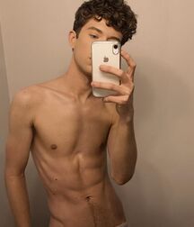 Hot Model Christopher!! 61e100bb5f8c5.jpg