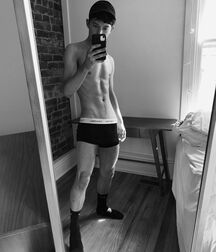 Hot Model Christopher!! 61e100c0a3f45.jpg