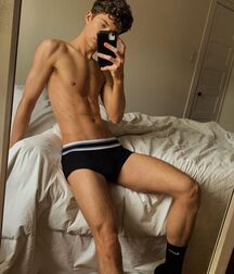 Hot Model Christopher!! 61e100c7f084b.jpg