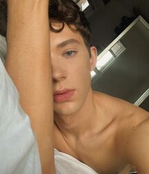 Hot Model Christopher!! 61e100efbd80e.jpg