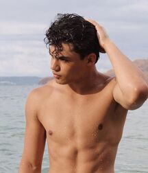Bday Boy Alejandro!!  61e210dc36c85.jpg
