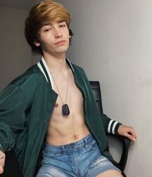 New Boy Oliver!!  61e34fba5f8dd.jpg