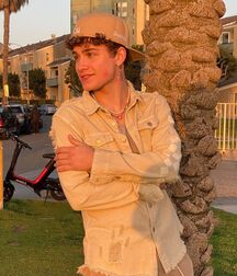 Bday Boy Fred!!  61e473f02cf6c.jpg