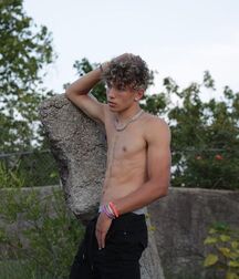 Hot Model Trent!!  61e47eca100f6.jpg
