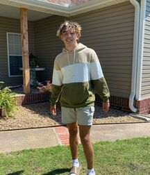 Hot Model Trent!!  61e47efcd12ef.jpg