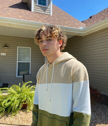 Hot Model Trent!!  61e47efea1a52.jpg
