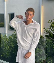 Hot Model Kahill!!  61e47f3b3b4bc.jpg