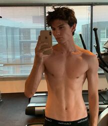 Bonus Boyzzzzz!! 61e4c7e2f3613.jpg
