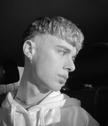Monday Boyzzzzz!! 61e61991e6e55.jpg