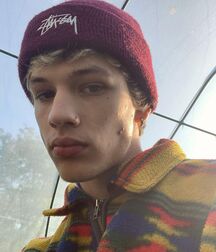 Hot Model Lazar!! 