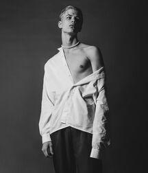 Hot Model Lazar!!  61e76f24ecaec.jpg