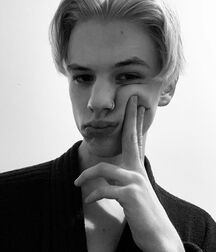 Hot Model Lazar!!  61e76f34766ca.jpg
