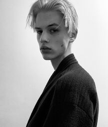 Hot Model Lazar!!  61e76f36499d7.jpg