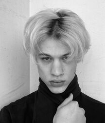 Hot Model Lazar!!  61e76f37eeb2f.jpg