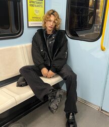 Wednesday Boyzzzzz!! 61e9b6521be80.jpg