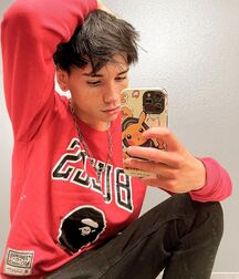 Wednesday Boyzzzzz!! 61e9b6a125704.jpg